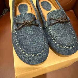 Casual Denim Loafers with Braided Detail